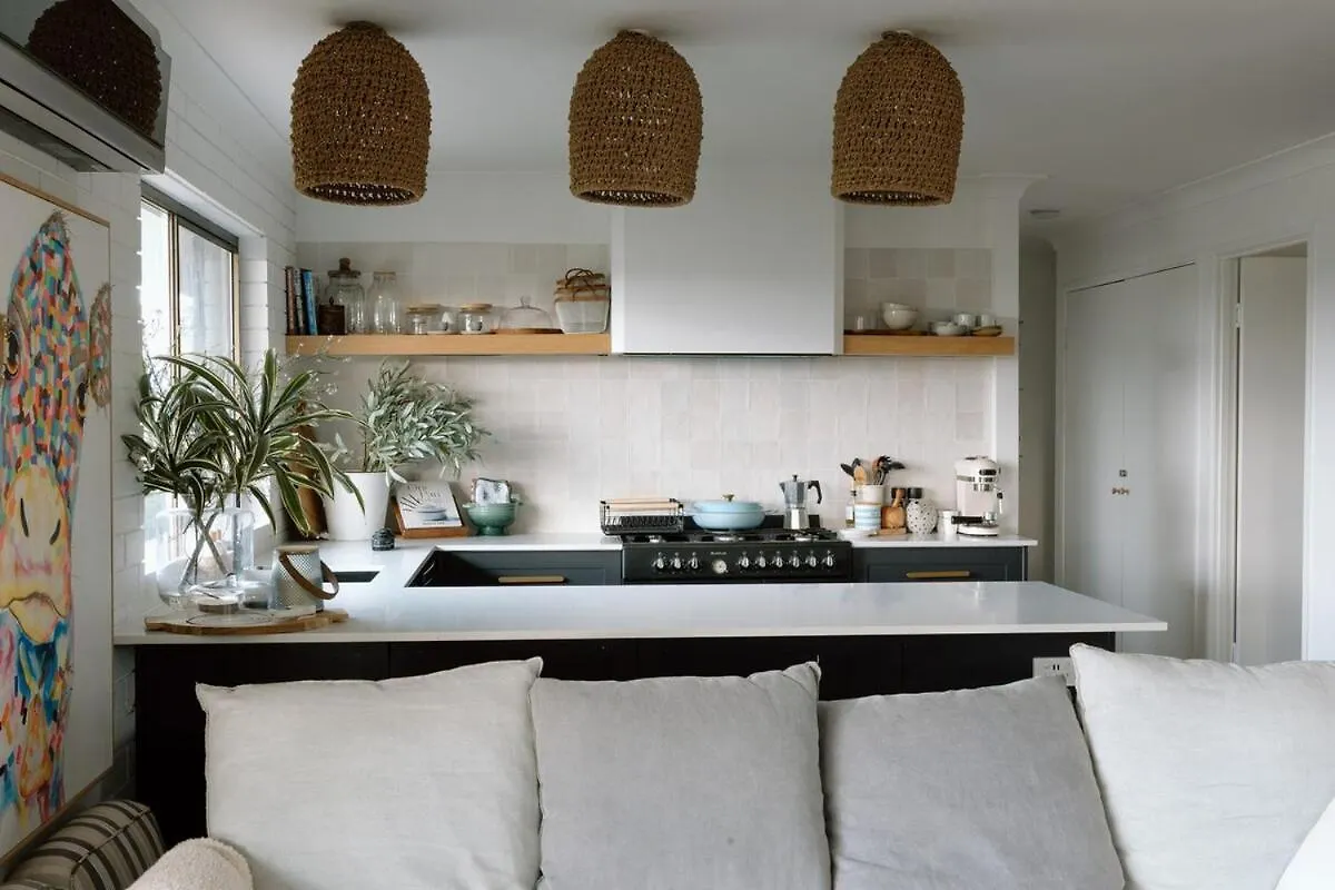 Holiday home Luxe Farmstay, Main House And Brand New Tiny Home, Animals And Views! Obi Obi
